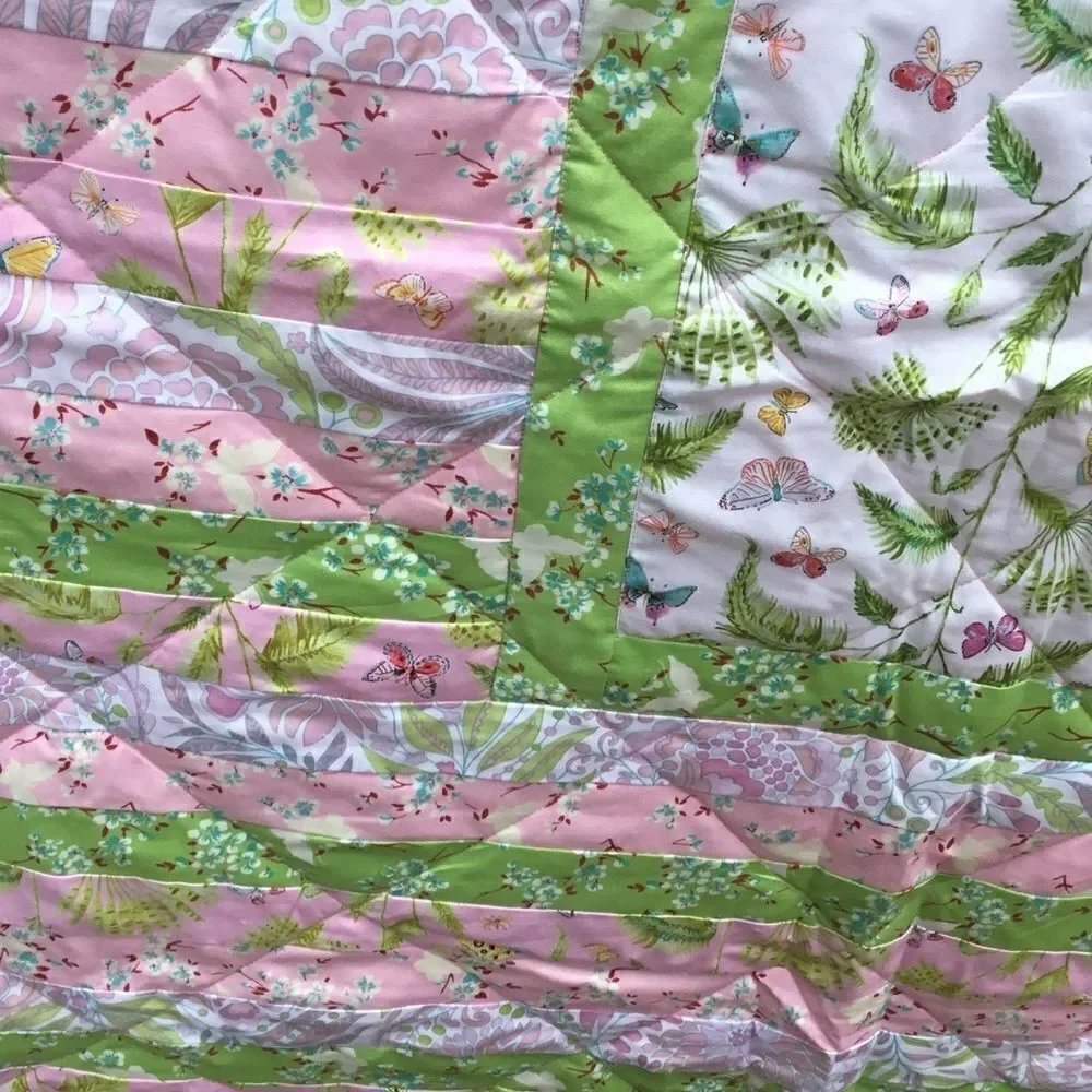 NWT Botanical Beauty Hand Crafted Quilt